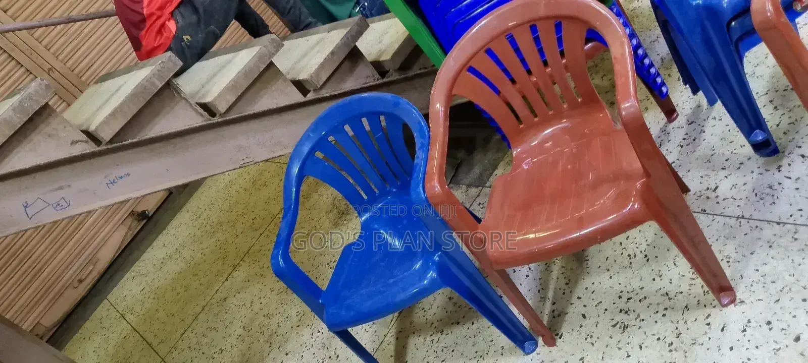 Plastic Church Chairs Plastic Chairs Armed