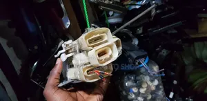 Toyota Harrier Door Actuators