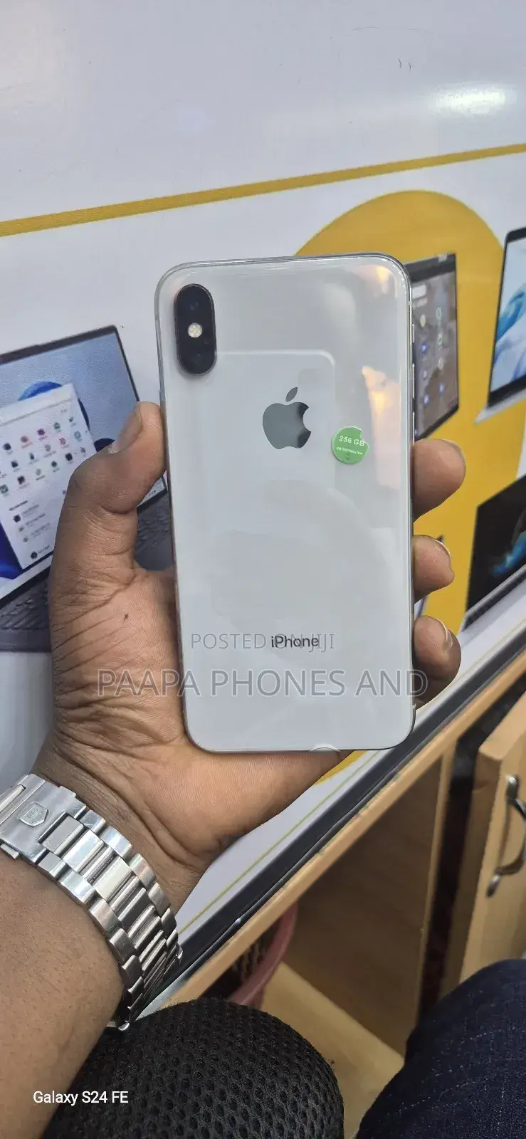Apple iPhone X 256 GB White