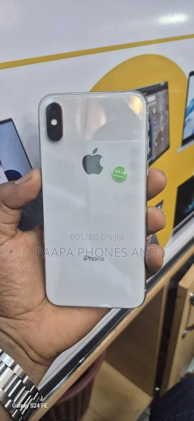 Apple iPhone X 256 GB White