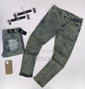 Centered Man Jeans