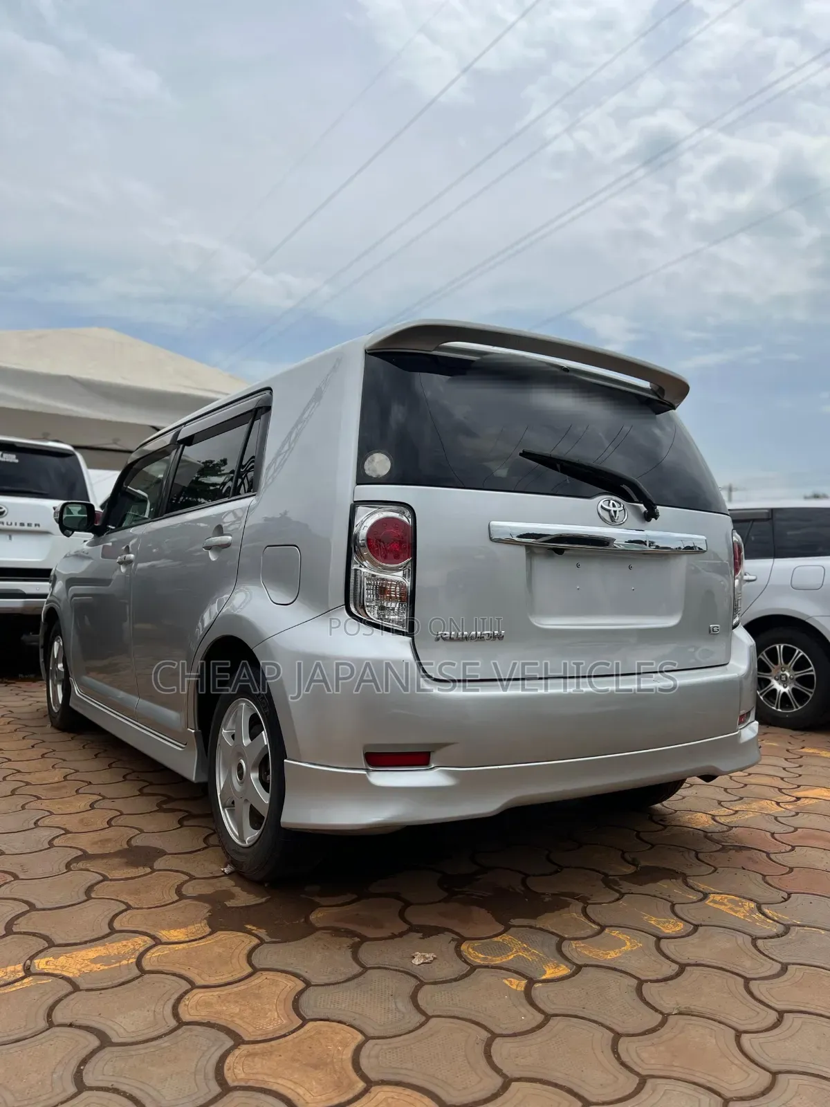 Toyota Corolla Rumion 2012 Silver