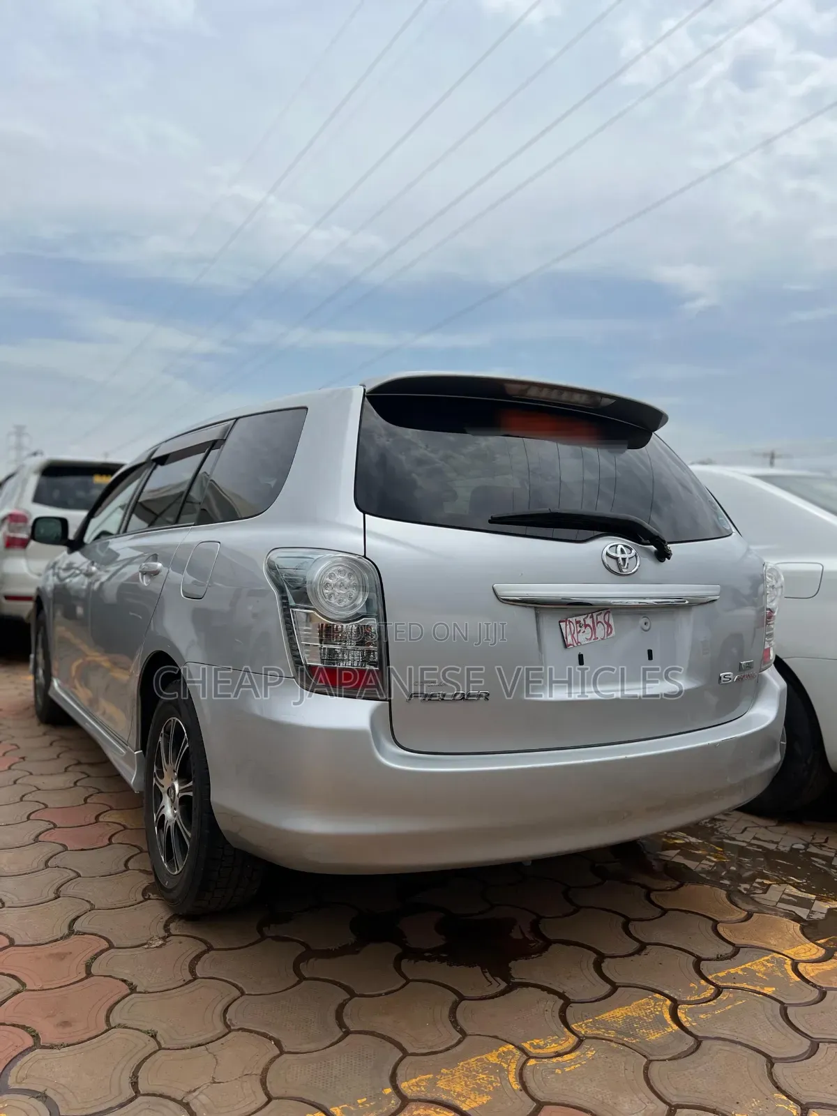 Toyota Corolla Fielder 2012 Silver