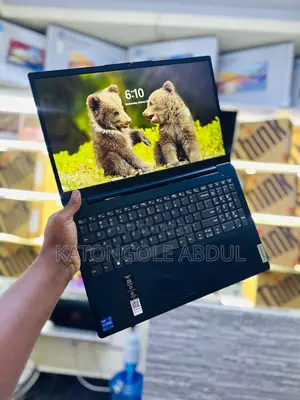 New Laptop Lenovo IdeaPad Flex 14 8GB Intel Core I5 SSD 250GB