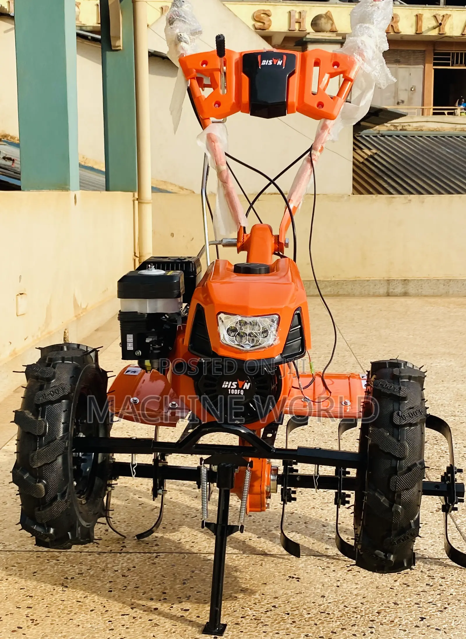 Walking Tractor / Bison Tiller With Head Lights
