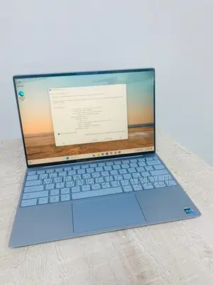 New Laptop Dell XPS 13 9315 16GB Intel Core I7 SSD 512GB