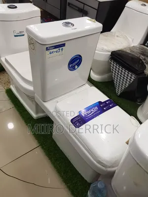 Frencia Toilets Complete Set