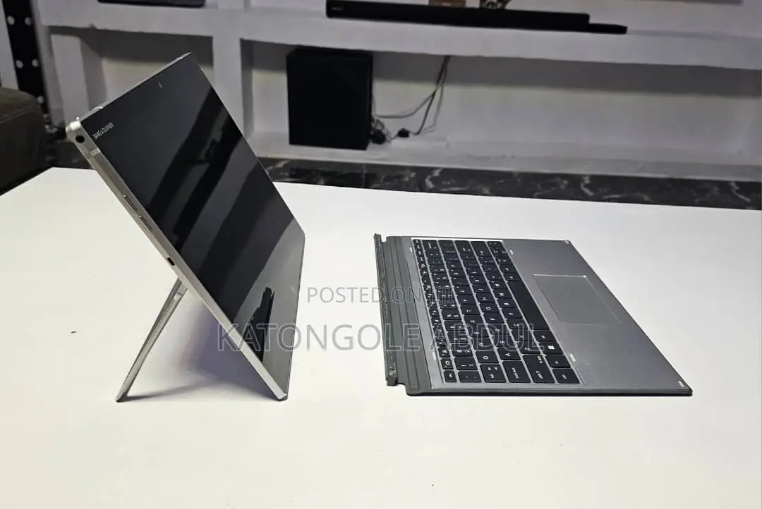 New Laptop HP Elite X2 G8 16GB Intel Core I5 SSD 512GB