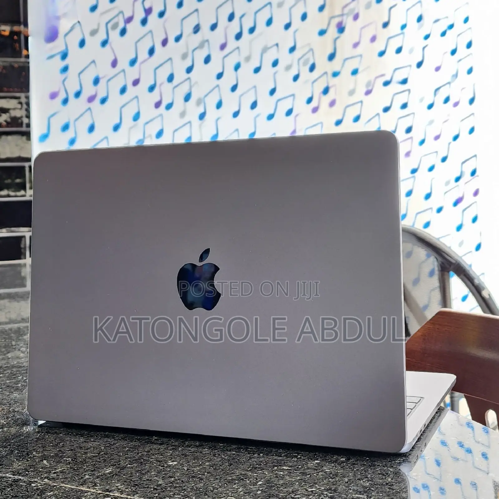 New Laptop Apple MacBook Air 8GB Intel Core M2 SSD 256GB