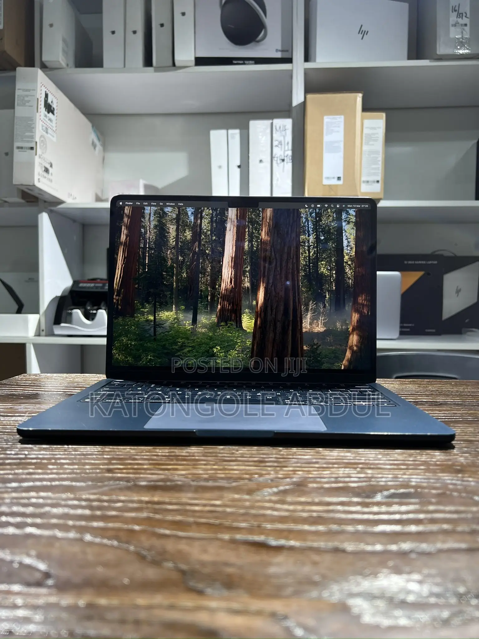 New Laptop Apple MacBook Air 8GB Intel Core M2 SSD 256GB