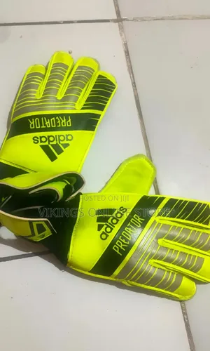 Adidas Predator Goal Keeper Gloves