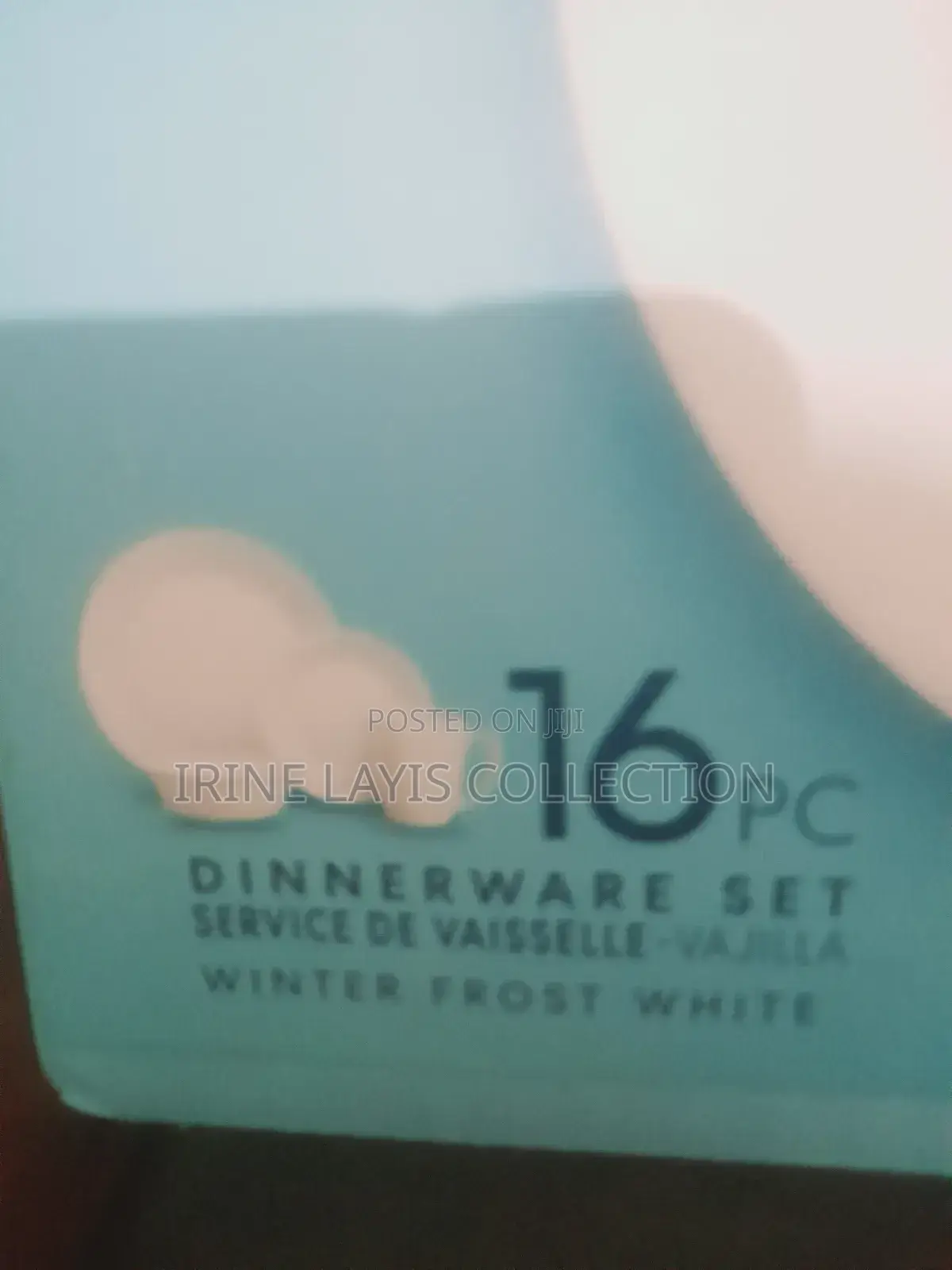 16 Pc Dinnerware Set