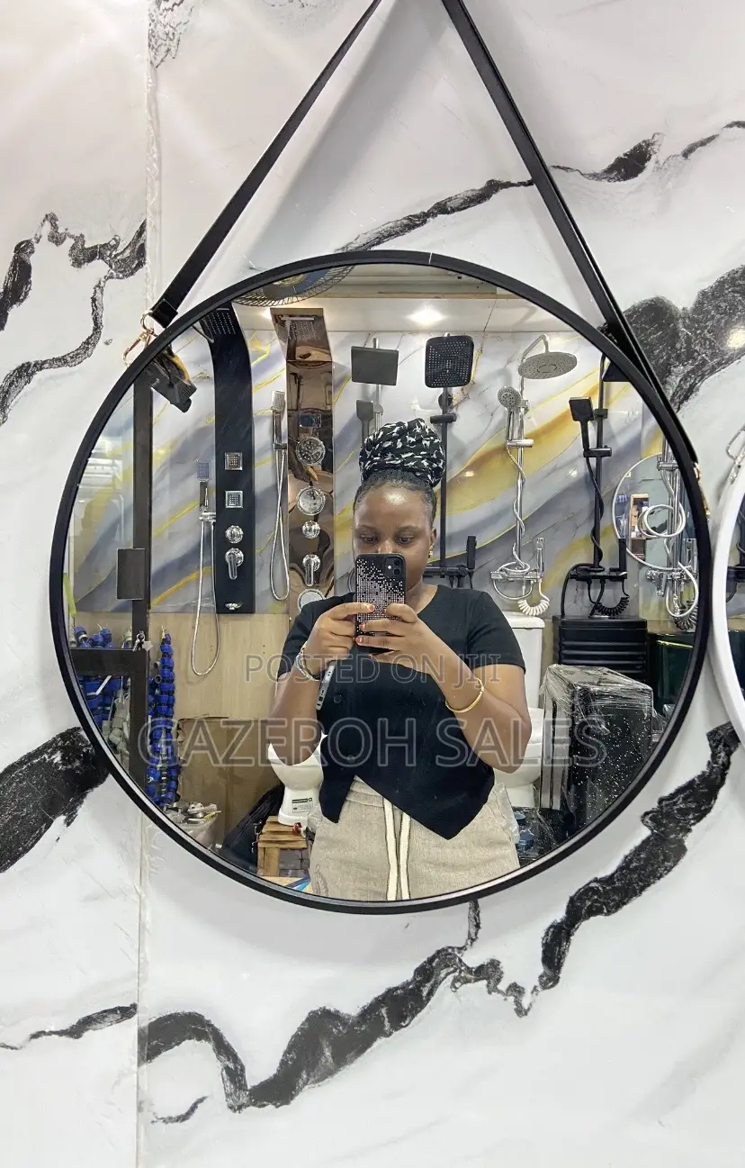 Round Hanging Mirror With Leather Strap