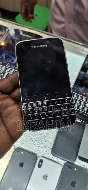 BlackBerry Classic Q10 16 GB Black