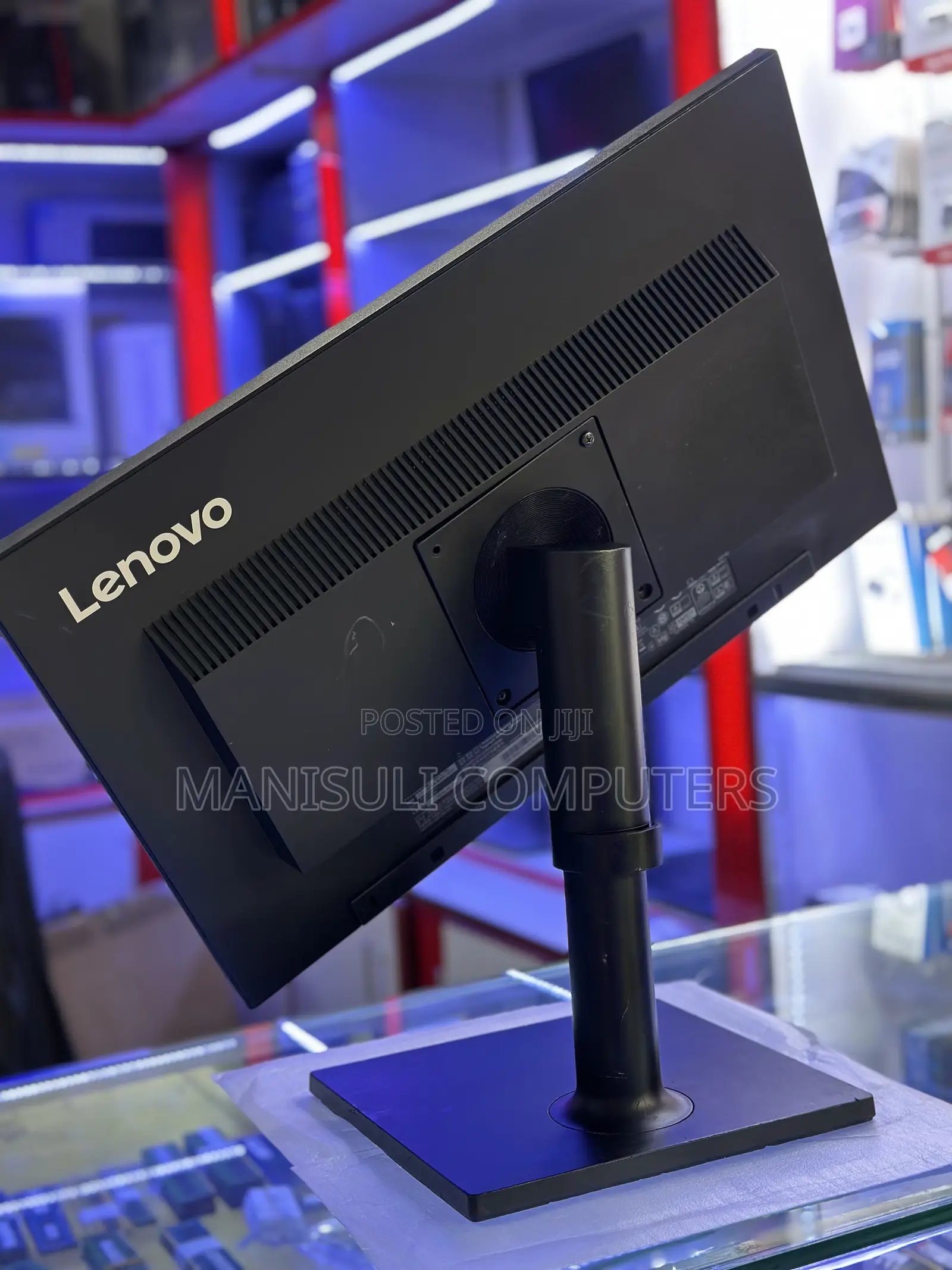 Lenovo 22.9 Inch Ips Vga, Usb 3.0 Hdmi Dp Display