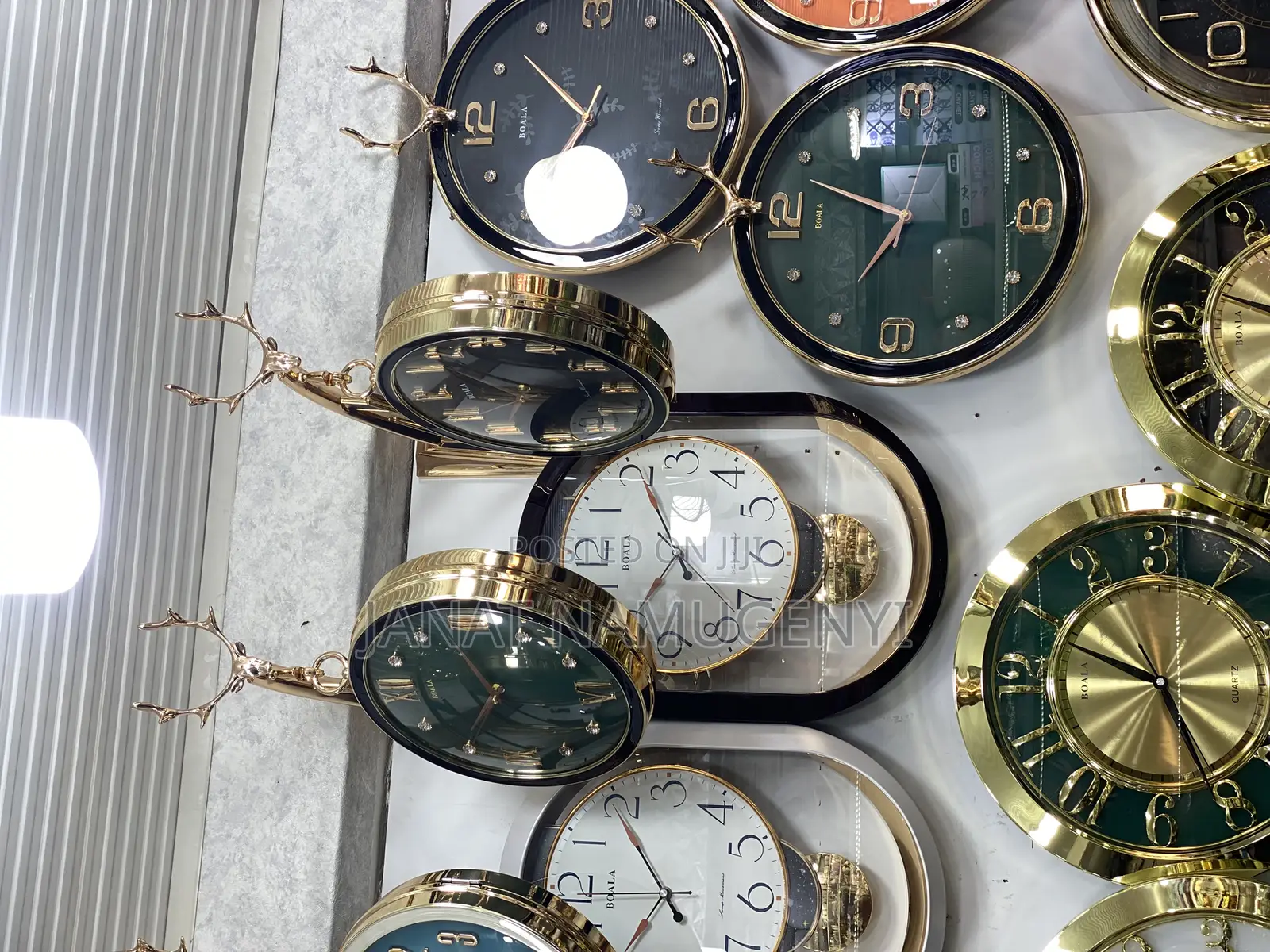Hanging Wall Clocks