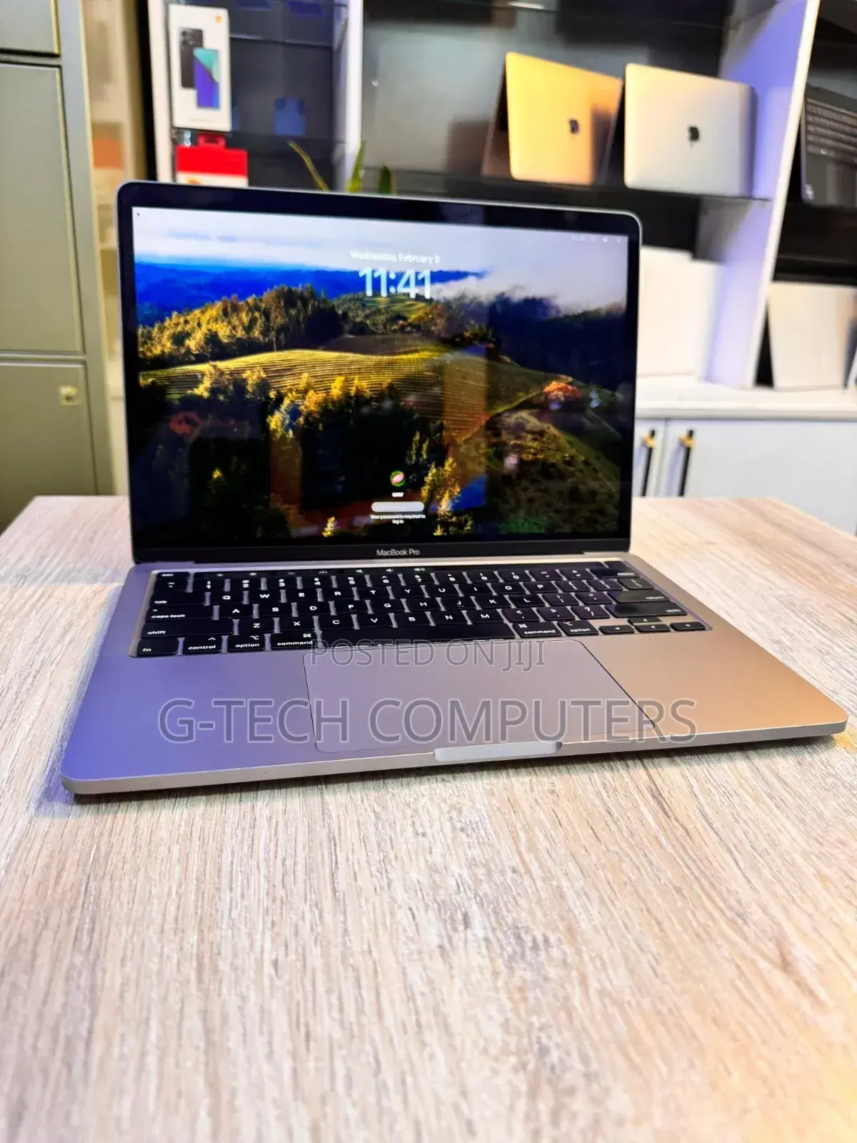 New Laptop Apple MacBook Pro M1 16GB Apple M1 Max SSD 1T