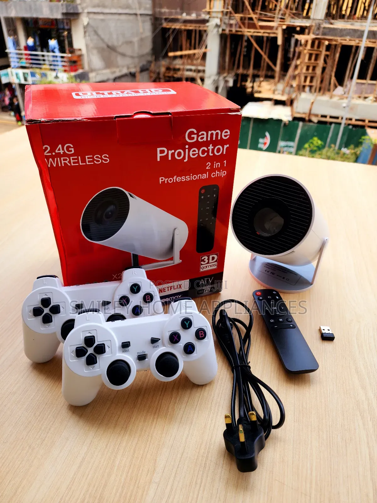 Brand New Ultra Hd Smart Gaming Projector With Two Game Pads