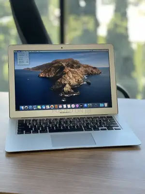 New Laptop Apple MacBook Air 2014 8GB Intel Core I7 SSD 256GB