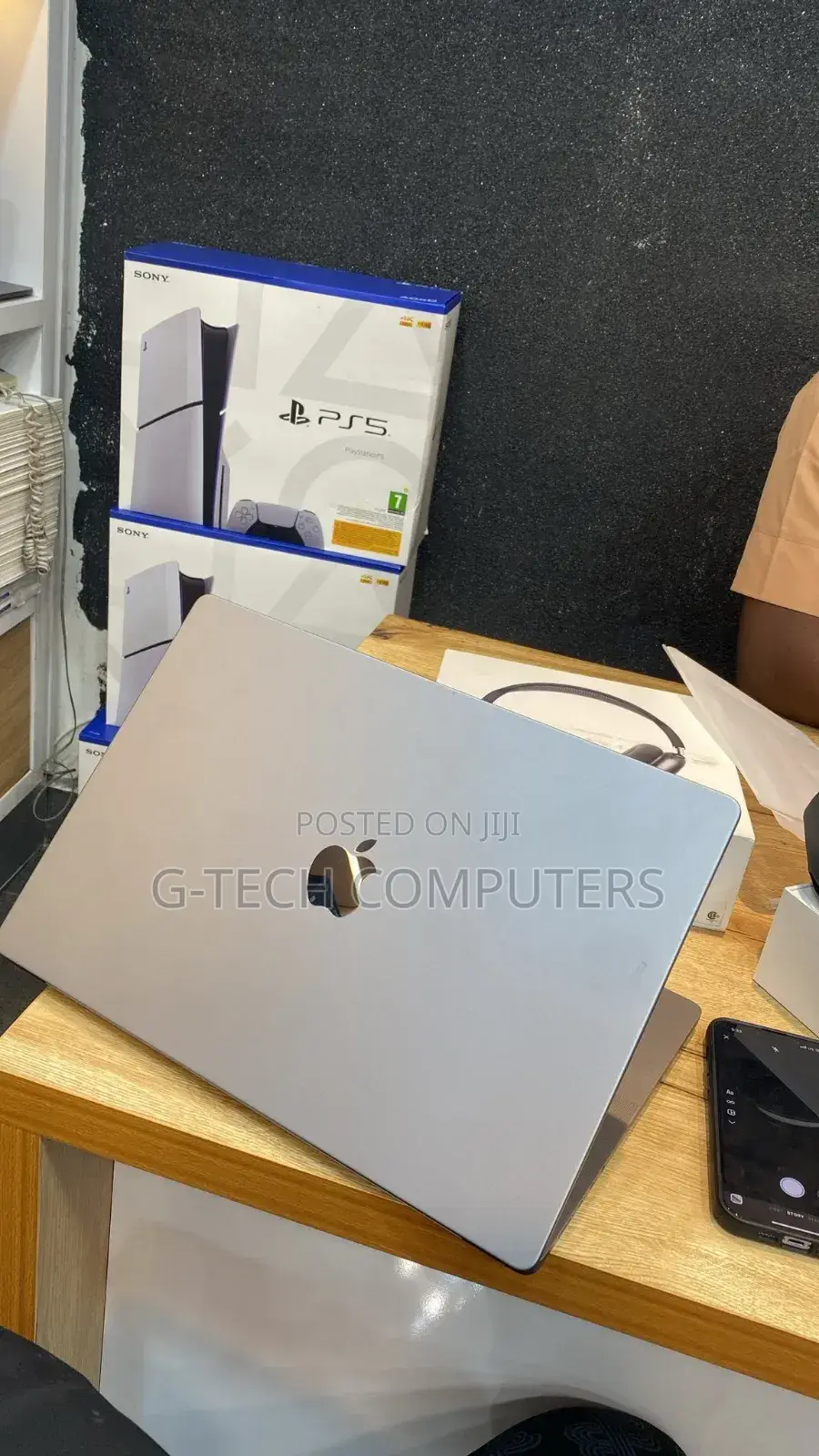 New Laptop Apple MacBook Pro 2023 M2 Max 16-Inch 16GB Apple M2 SSD 1T