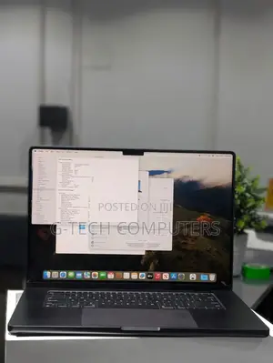 New Laptop Apple MacBook Pro 2023 M2 Max 16-Inch 16GB Apple M2 SSD 1T