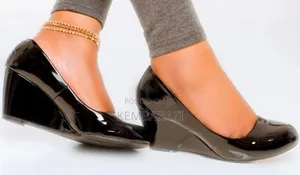 Ladies Closed Wedge