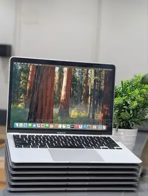 New Laptop Apple MacBook 2018 16GB Intel Core I7 SSD 512GB