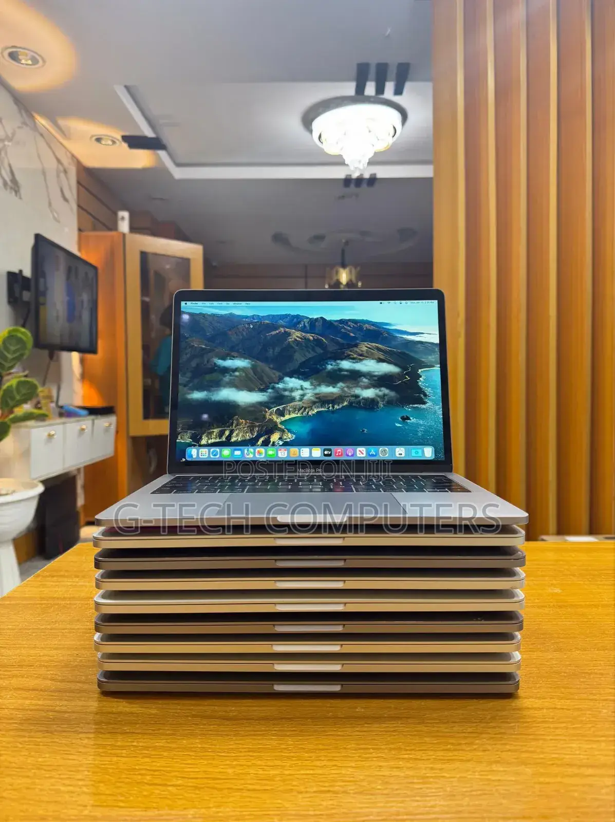 New Laptop Apple MacBook 2018 16GB Intel Core I7 SSD 512GB