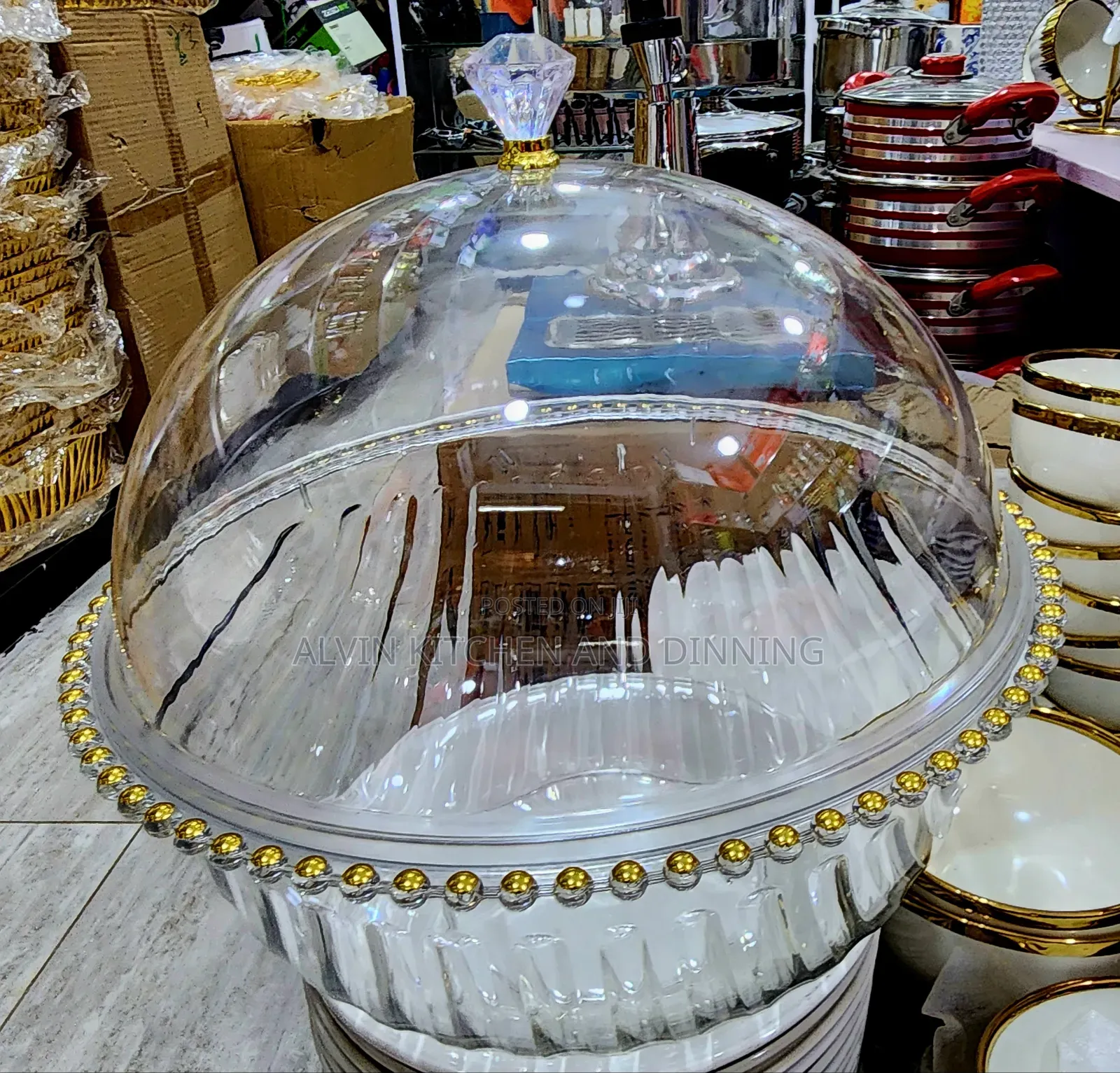 Fruit Bowl With Transparent Cover