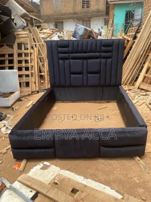 Emme Bed Black
