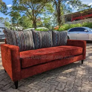Wanjala Sofa Classic