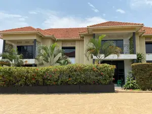 3bdrm Apartment in Kira Mamerito Rd, Central Division for rent