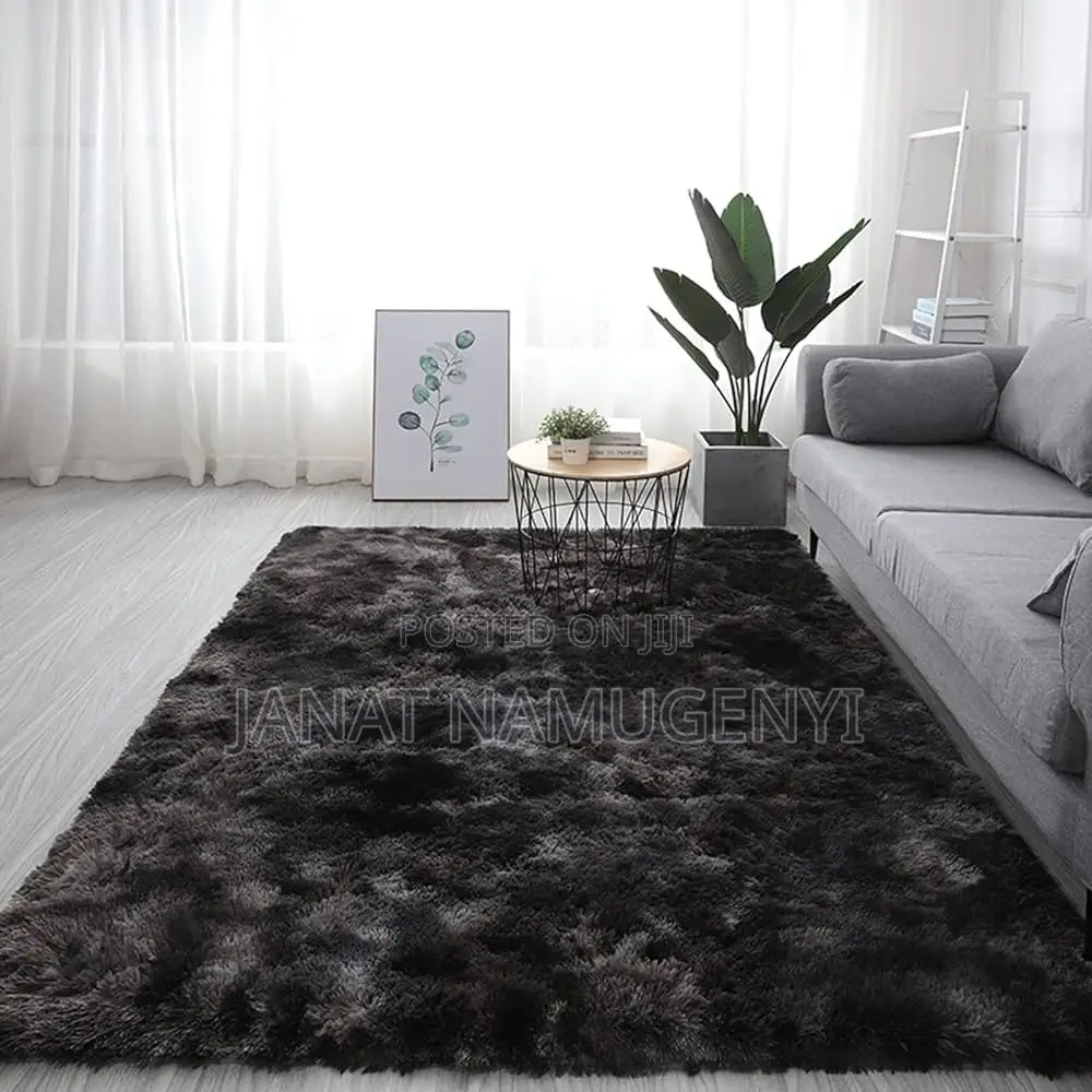 Black Granite Medium Carpet (1.5 *2m)