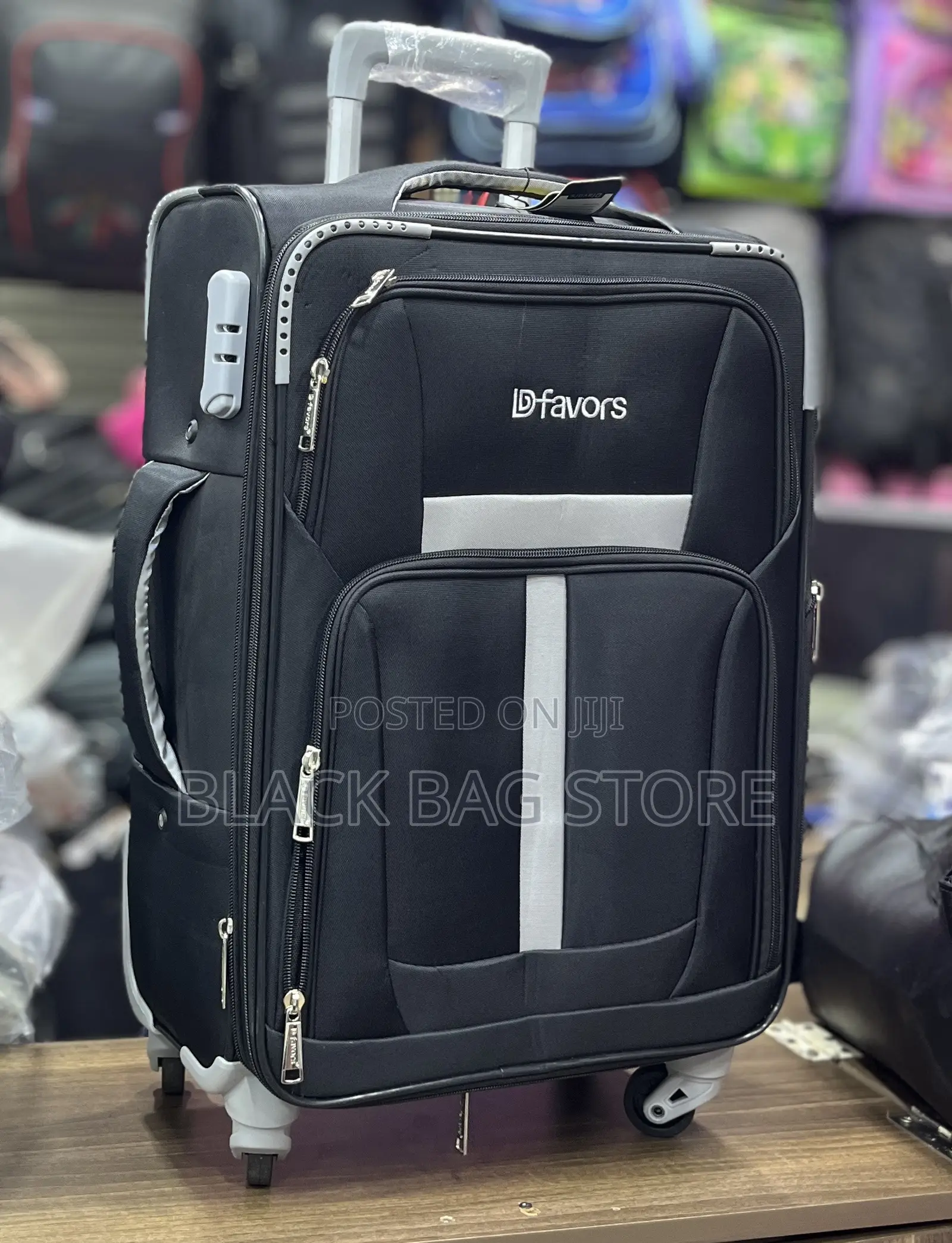 Travel Dfavor Suitcase