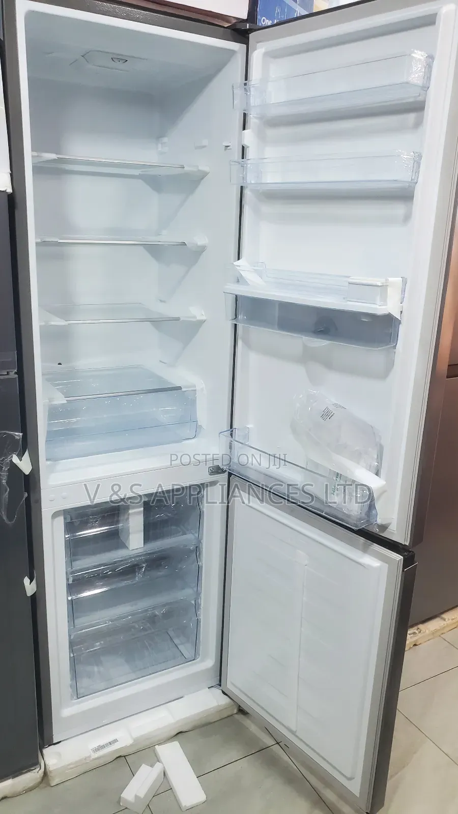 Rb341l Hisense Double Door With Dispensor
