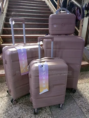 Plastic Suitcases With 4pcs
