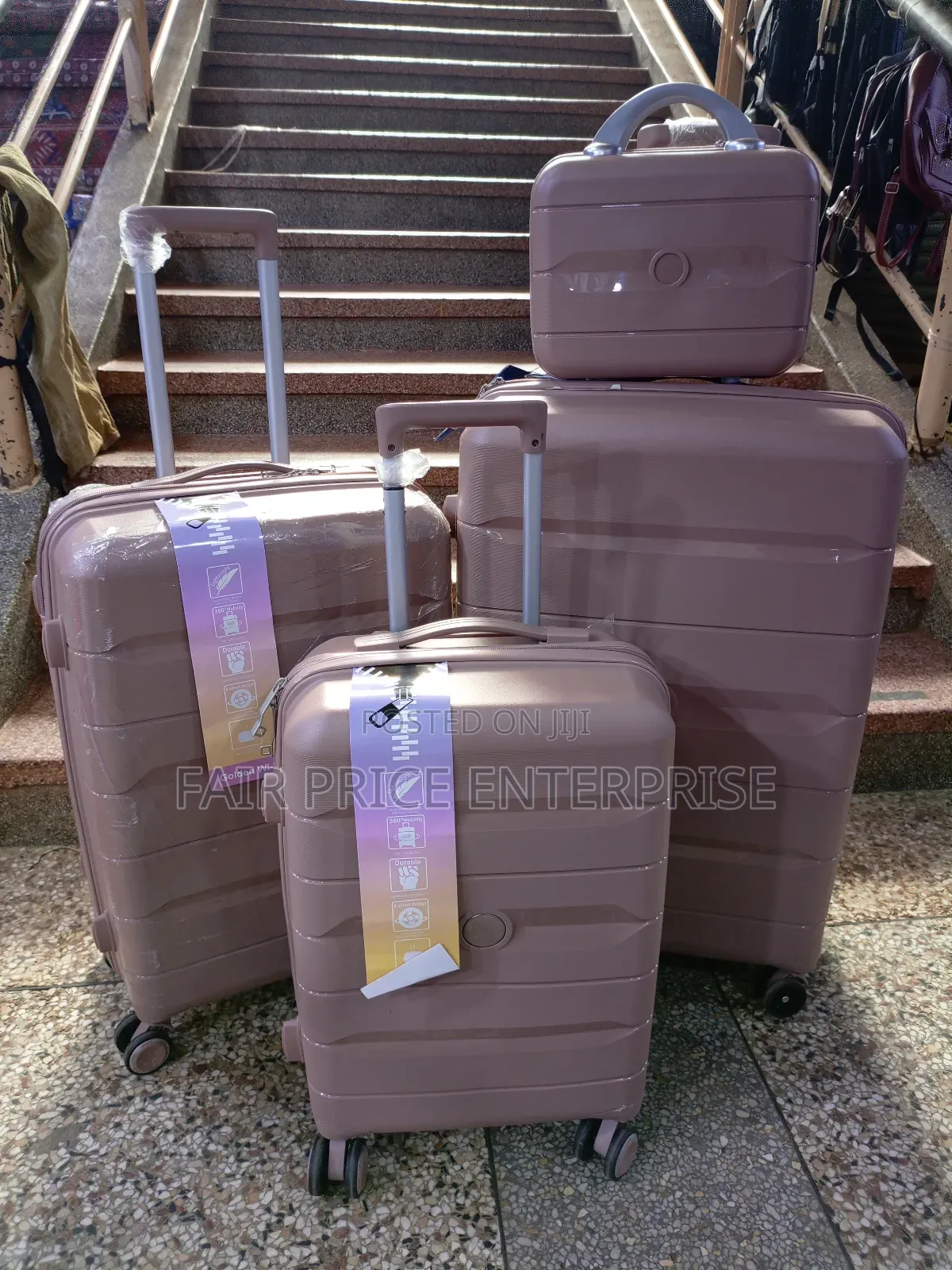 Rubber Plastic Suitcases With 4pcs