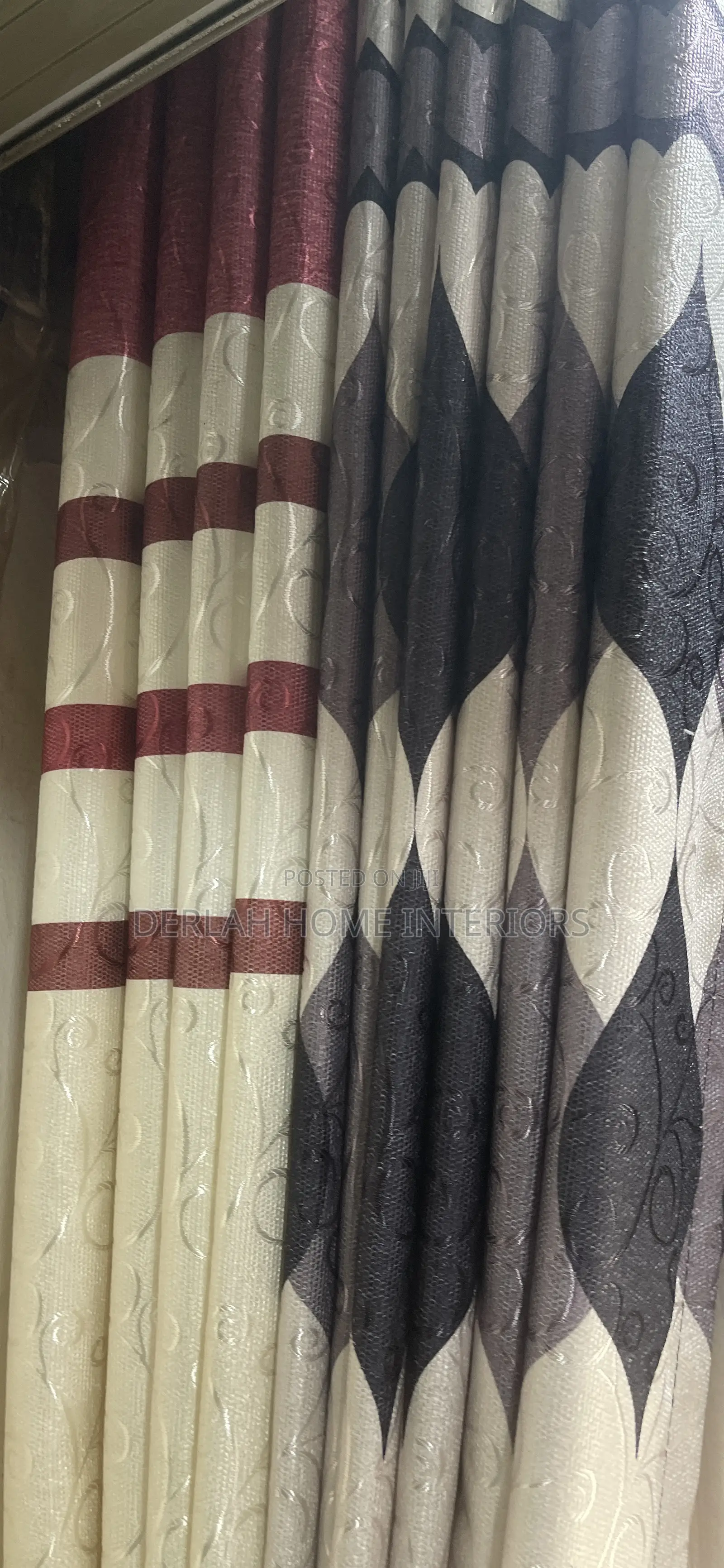 Curtain in Maroon