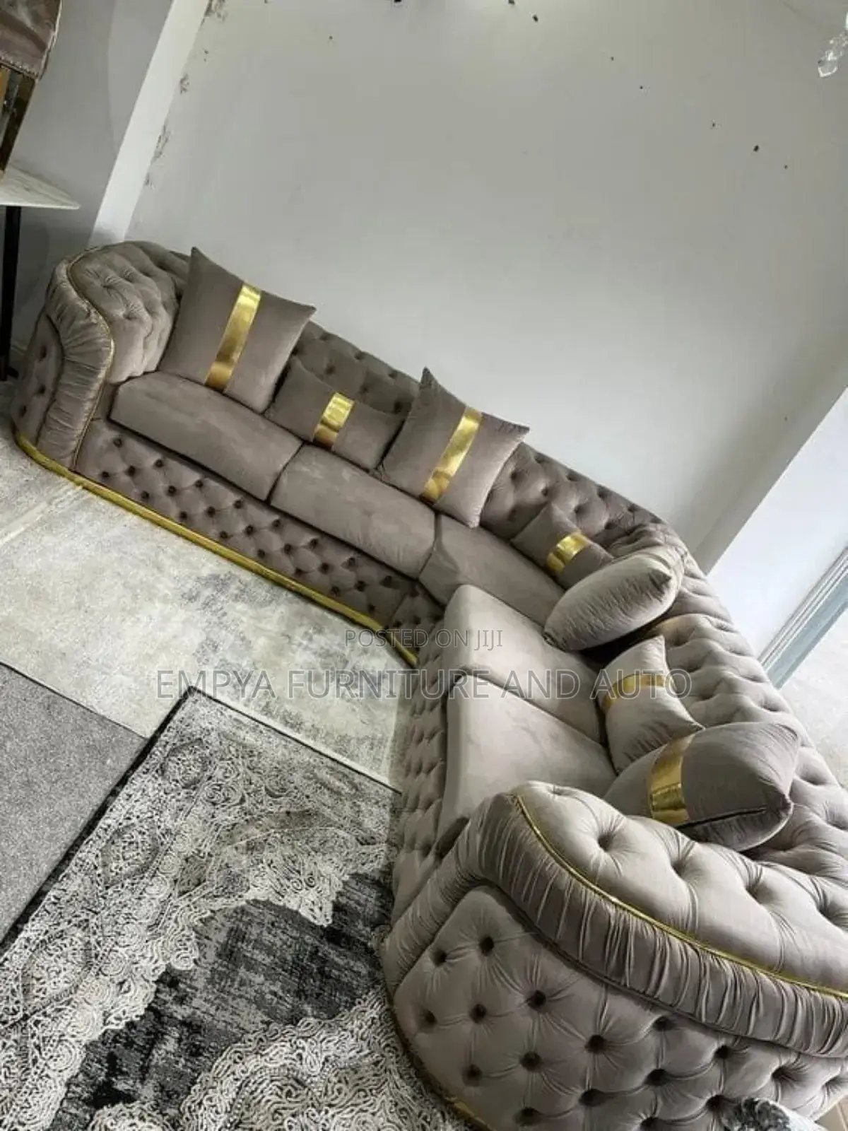 Chester GHH Gary Sofa Set