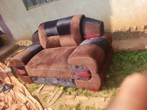Kituli Sofa Set