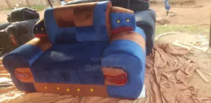 Blue Mutanda Sofa Set