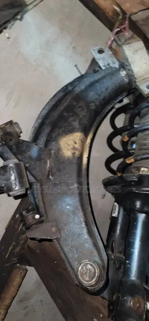 Subaru Forester Sg5, Sg9 Front Suspension Plate