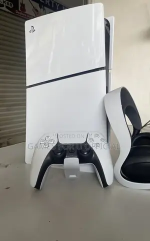 Ps5 Slim Console With White Pad 1
