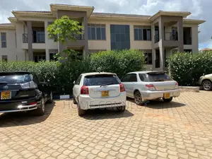 3bdrm Duplex in Kulambiro Ring Rd, Central Division for rent