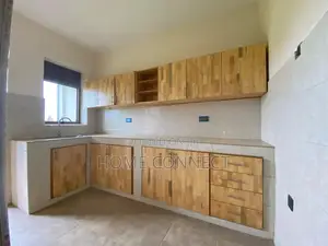 3bdrm Duplex in Kulambiro Ring Rd, Central Division for rent