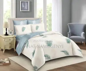Blue Cream Floral 4piece Duvet (5 by 6)
