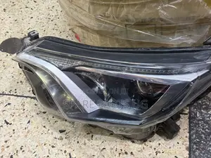 Rav4 2016 - 2018 Headlight