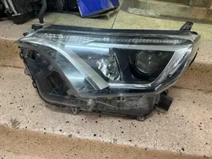 Rav4 2016 - 2018 Headlight