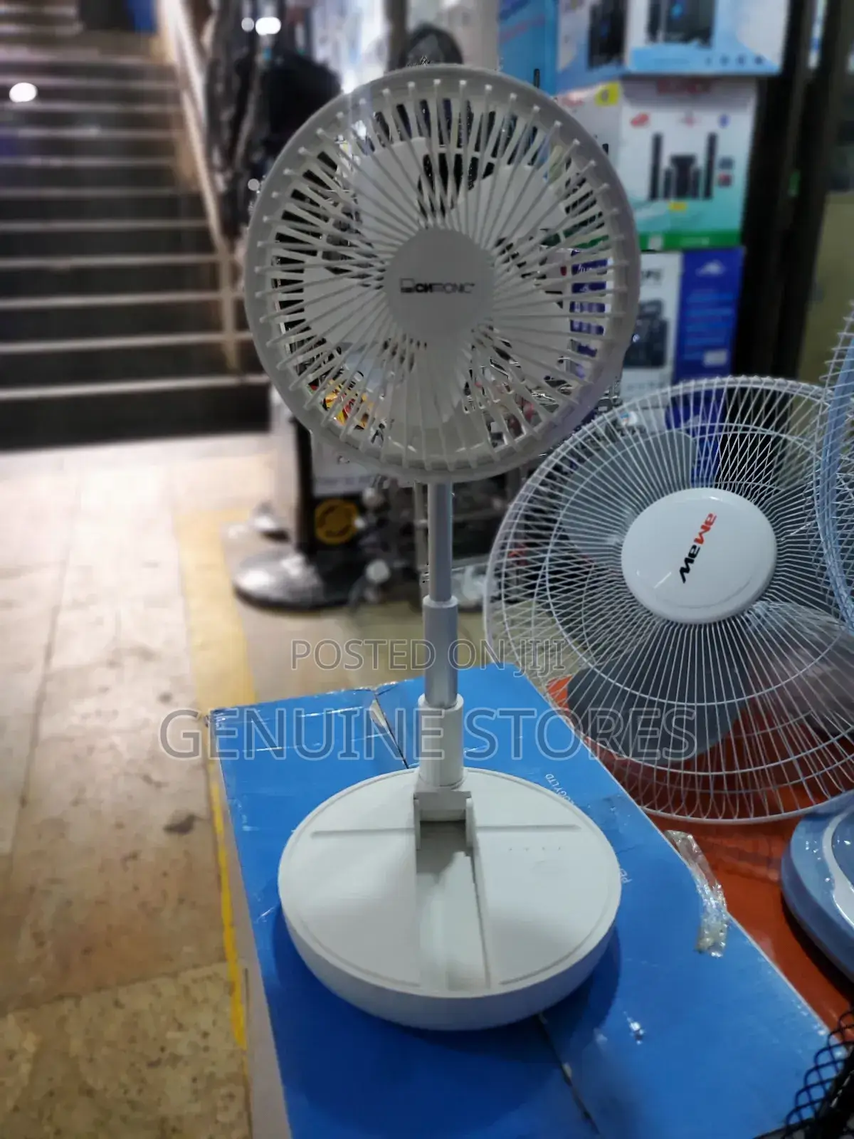 Rechargeable Portable Fan White.