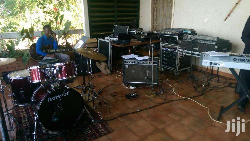 Back Line For Hire, Pearl Jazz